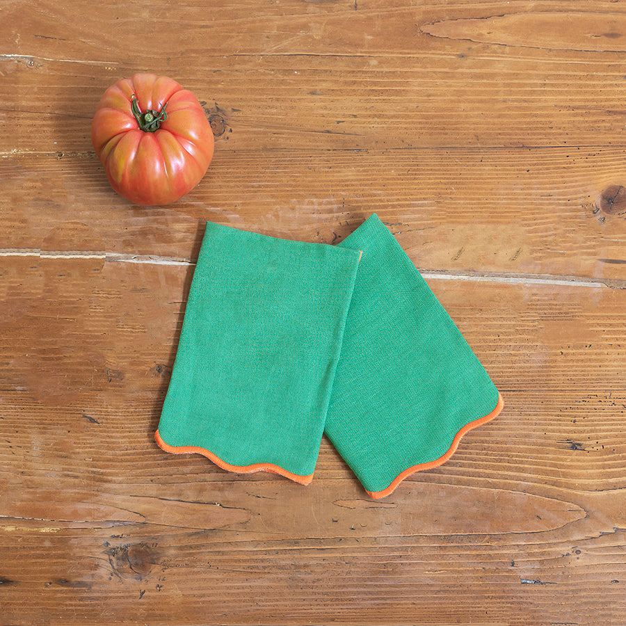 Juego de 2 servilletas onditas verde con festón