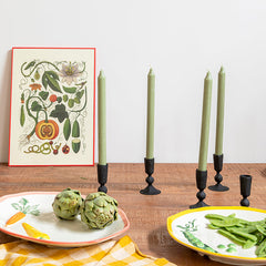 Candelabro de metal negro bajito