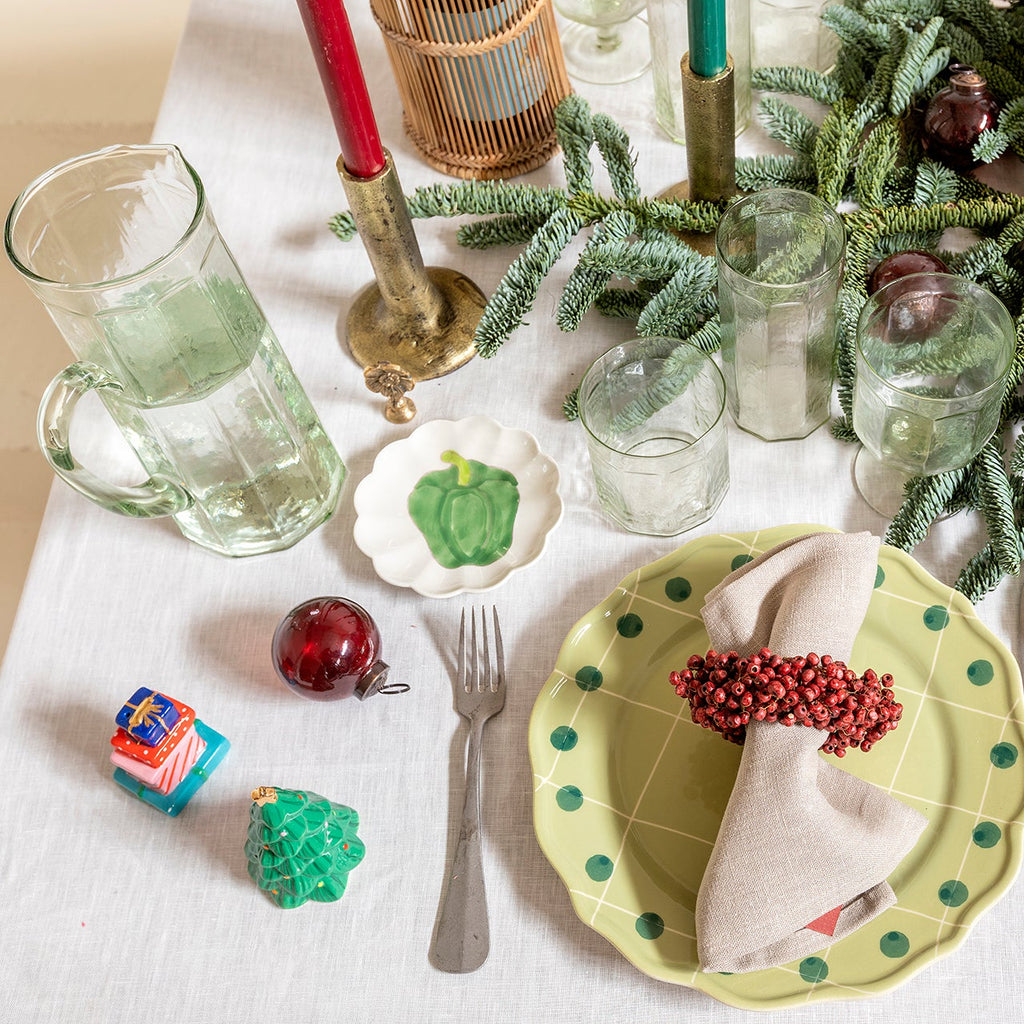 Jarra de vidrio martillado transparente