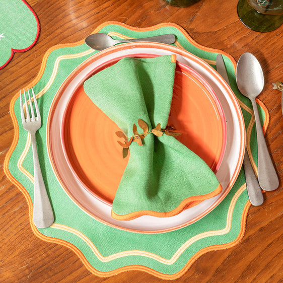 Corona de muérdago de latón