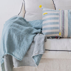 Plaid de lino lavado crepé color aqua 140x250