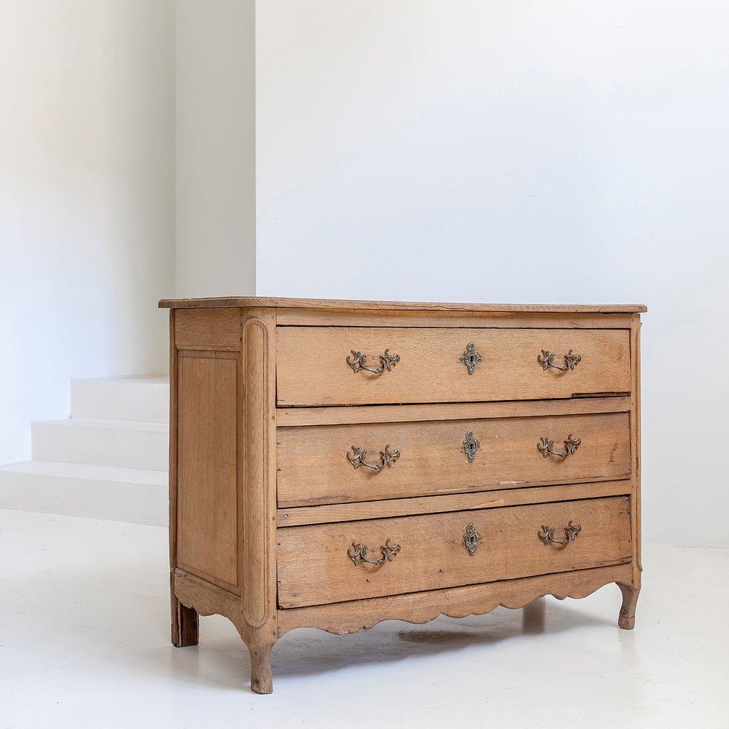 Cómoda sueca de madera gustaviana