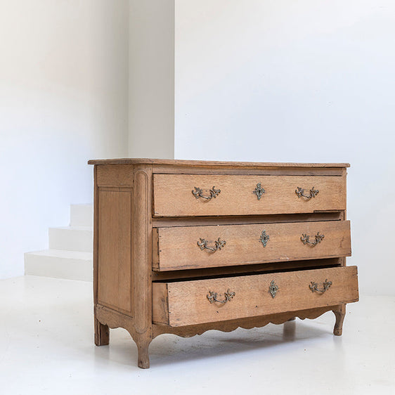 Cómoda sueca de madera gustaviana