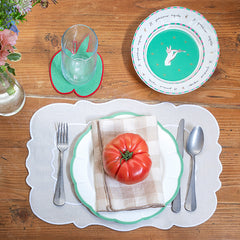 Plato llano onditas con filo verde