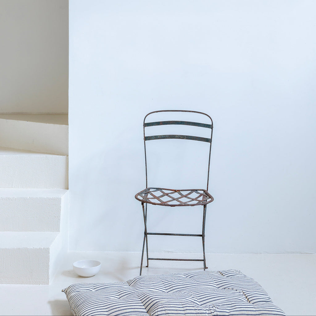 Colchoneta para perros y gatos de algodón de rayas negro y crudo x Tensira