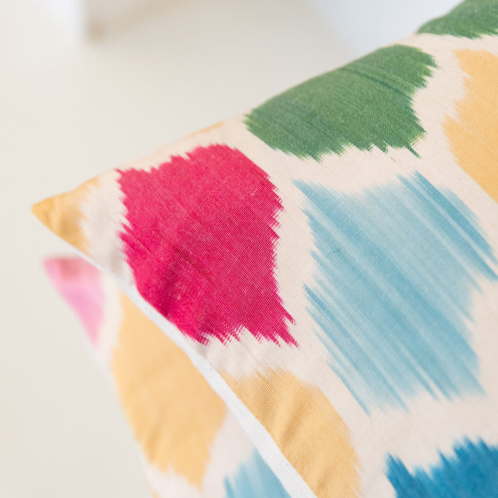 Cojín de seda ikat 'Medina'