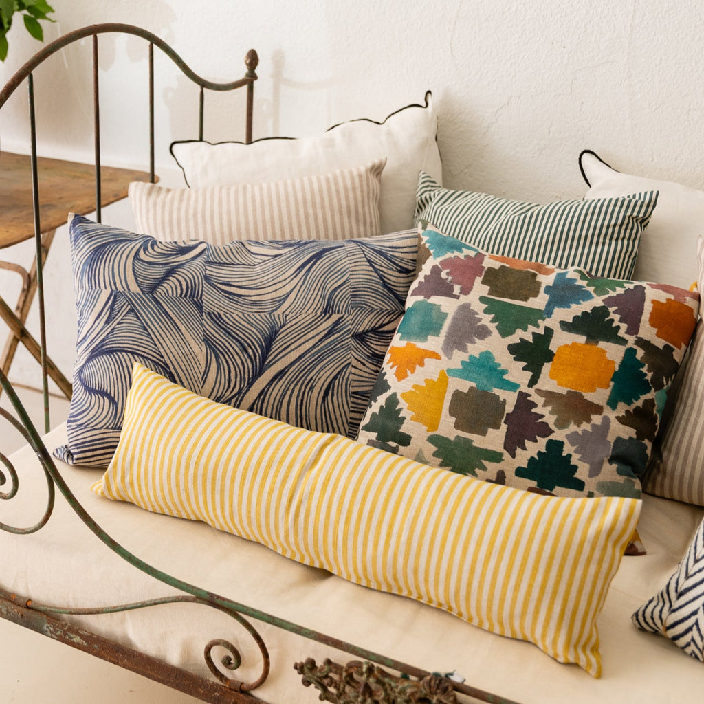 Cojín 'La Nao' estampado ondas azul 50x70