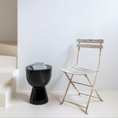 Silla de jardín en hierro patinado blanco