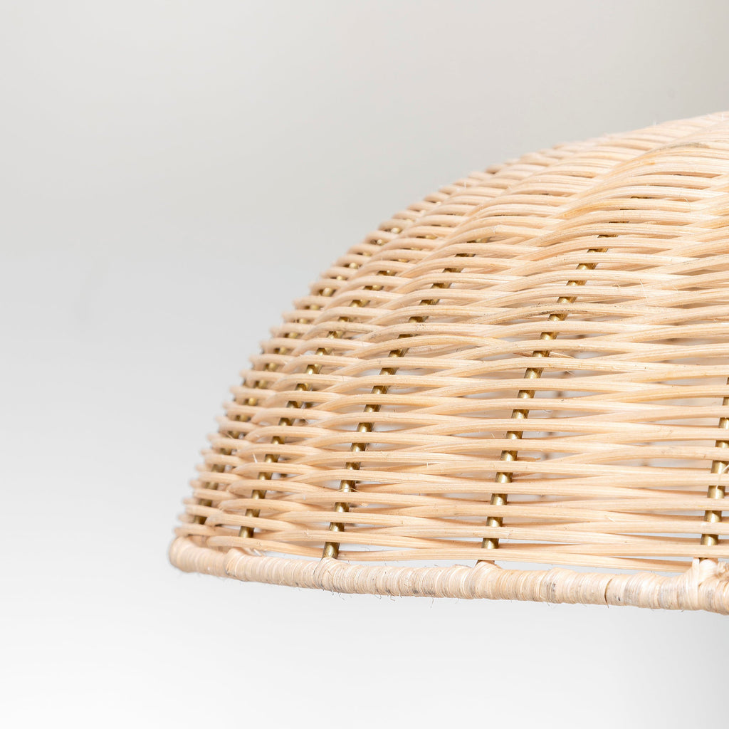 Lámpara de pie de ratán