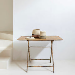 Dúo de cestas con tapa de fibra en teja y verde