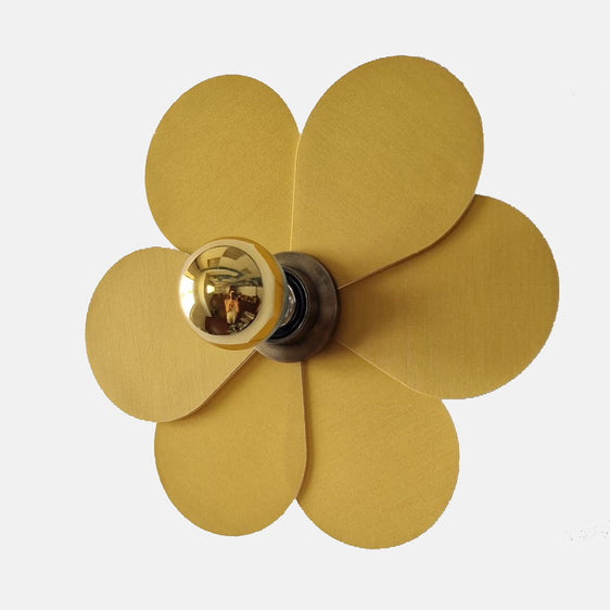 Aplique flor de lino mostaza (mediano)