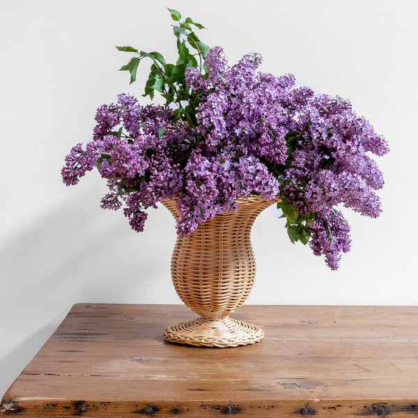 Florero de ratán